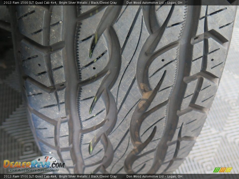 2013 Ram 1500 SLT Quad Cab 4x4 Bright Silver Metallic / Black/Diesel Gray Photo #19