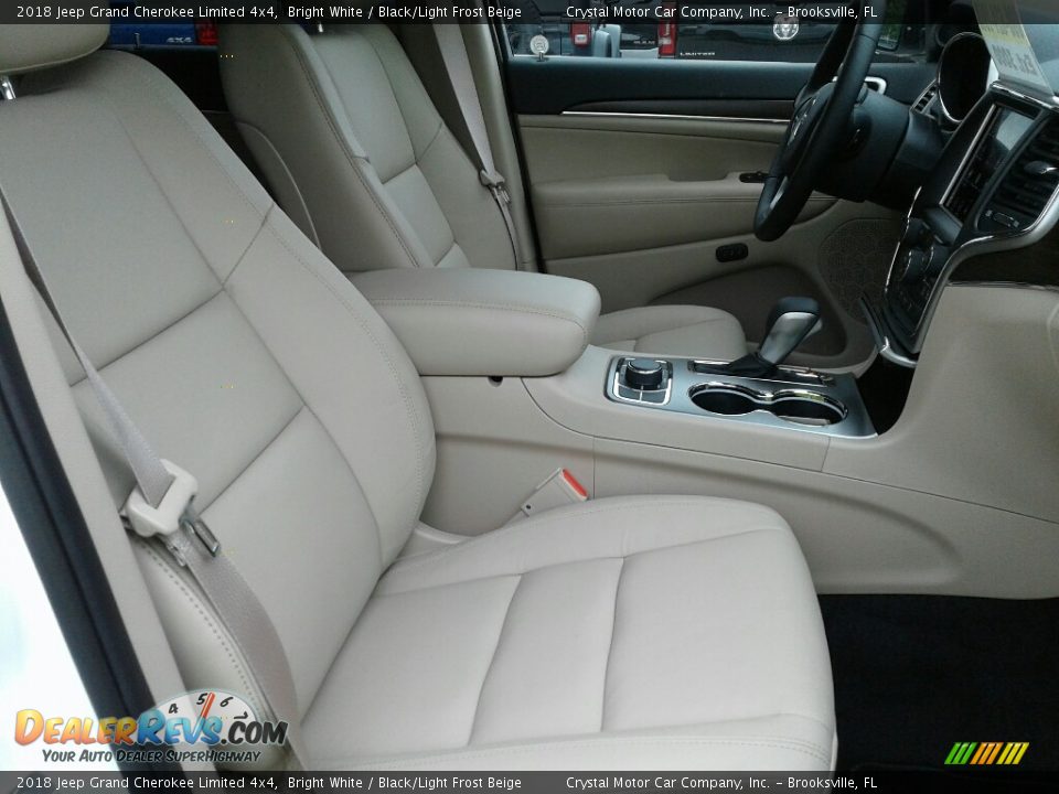 Front Seat of 2018 Jeep Grand Cherokee Limited 4x4 Photo #12