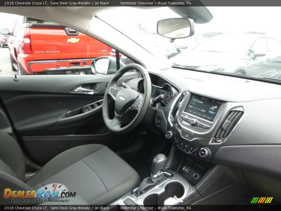 2018 Chevrolet Cruze LT Satin Steel Gray Metallic / Jet Black Photo #11