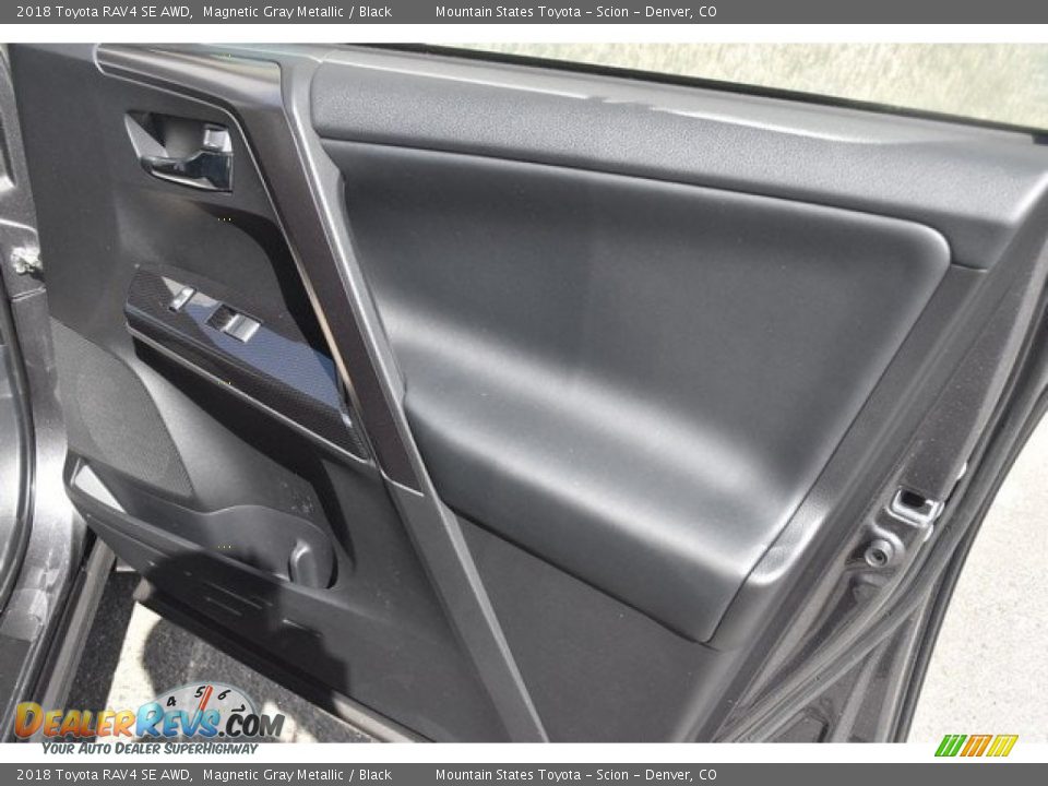 2018 Toyota RAV4 SE AWD Magnetic Gray Metallic / Black Photo #22