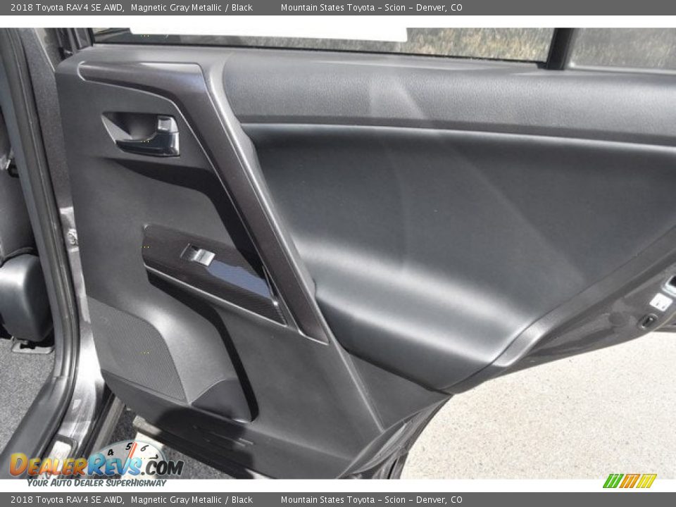 2018 Toyota RAV4 SE AWD Magnetic Gray Metallic / Black Photo #23