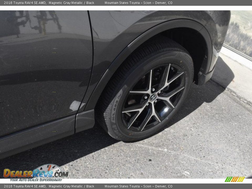 2018 Toyota RAV4 SE AWD Magnetic Gray Metallic / Black Photo #36