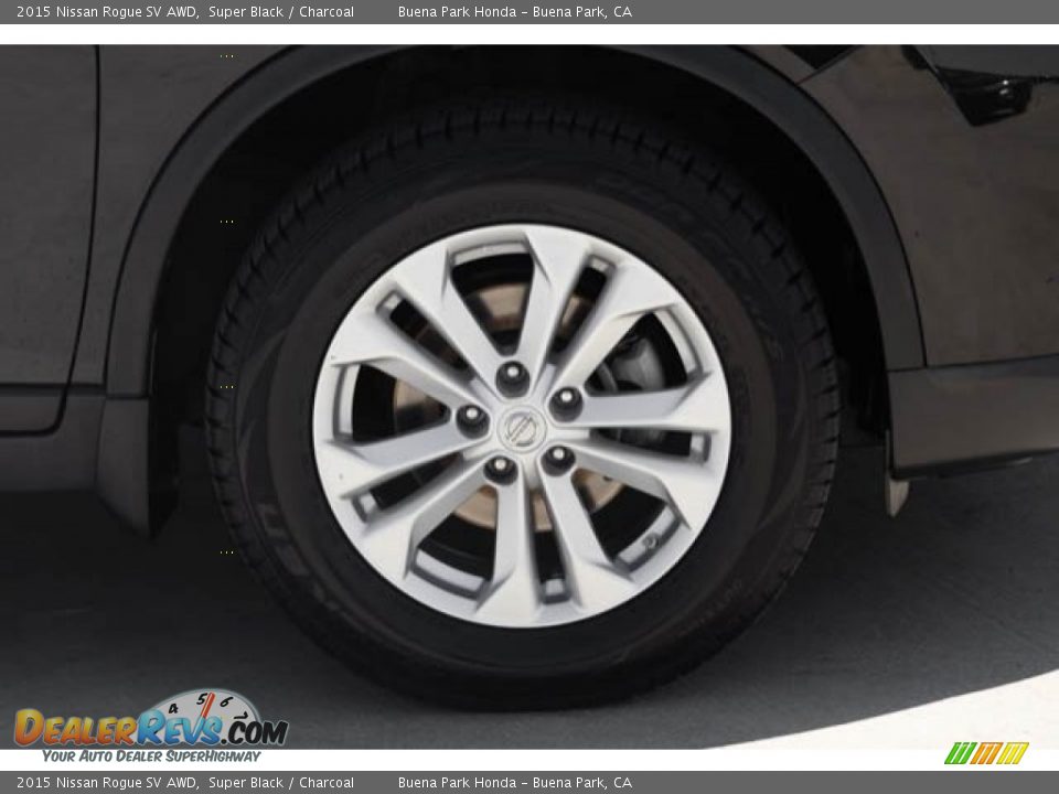 2015 Nissan Rogue SV AWD Super Black / Charcoal Photo #35