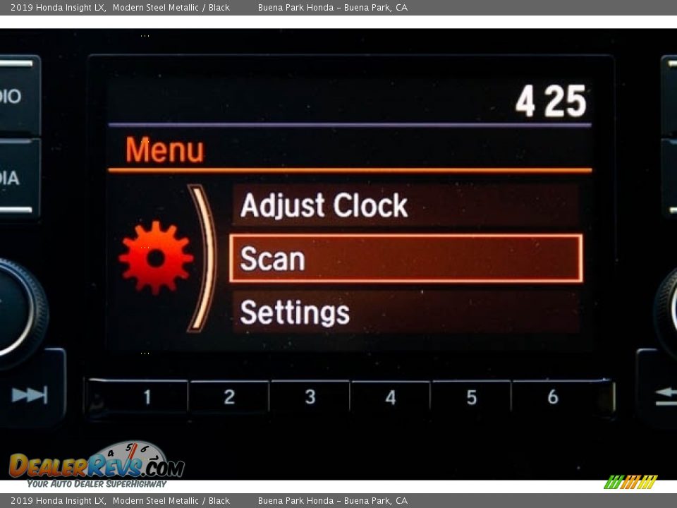 2019 Honda Insight LX Modern Steel Metallic / Black Photo #32