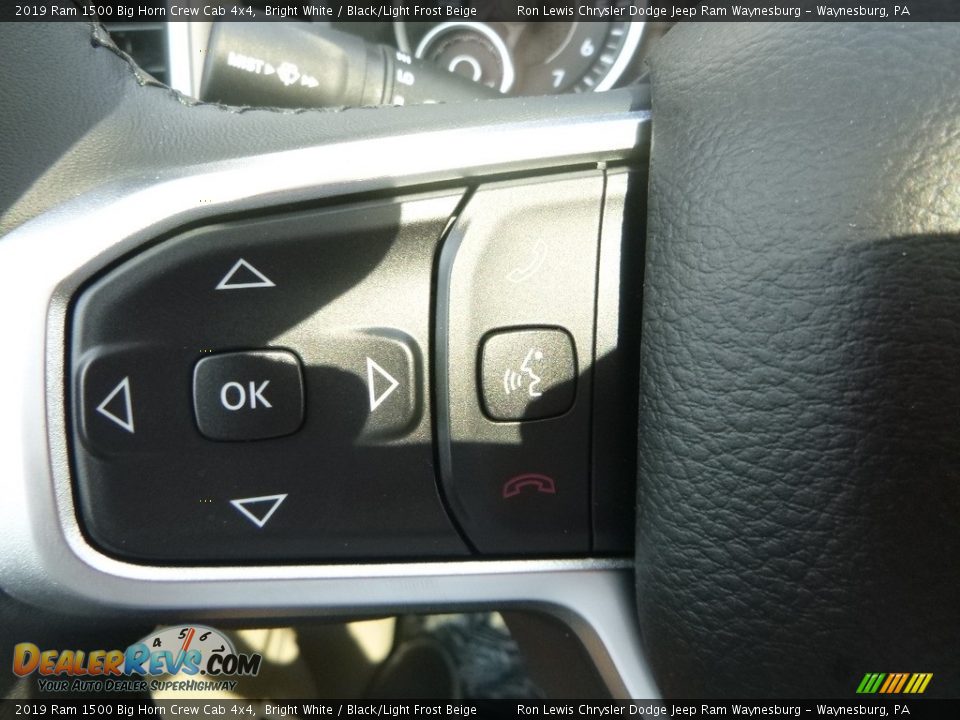 2019 Ram 1500 Big Horn Crew Cab 4x4 Bright White / Black/Light Frost Beige Photo #20