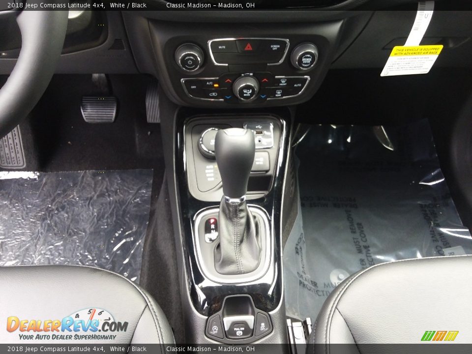 2018 Jeep Compass Latitude 4x4 White / Black Photo #7