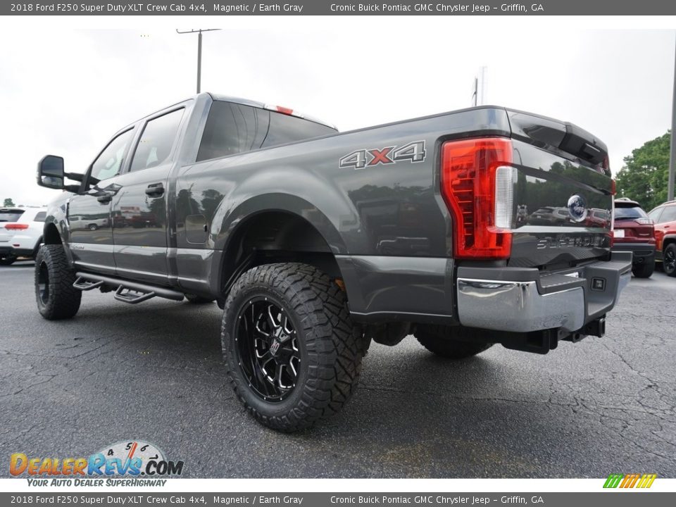 2018 Ford F250 Super Duty XLT Crew Cab 4x4 Magnetic / Earth Gray Photo #9