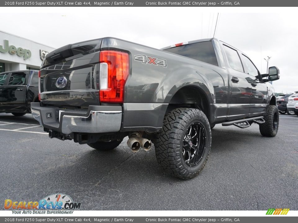 2018 Ford F250 Super Duty XLT Crew Cab 4x4 Magnetic / Earth Gray Photo #11