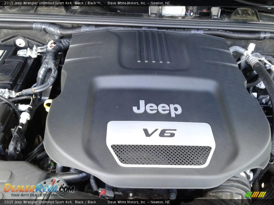 2015 Jeep Wrangler Unlimited Sport 4x4 Black / Black Photo #27