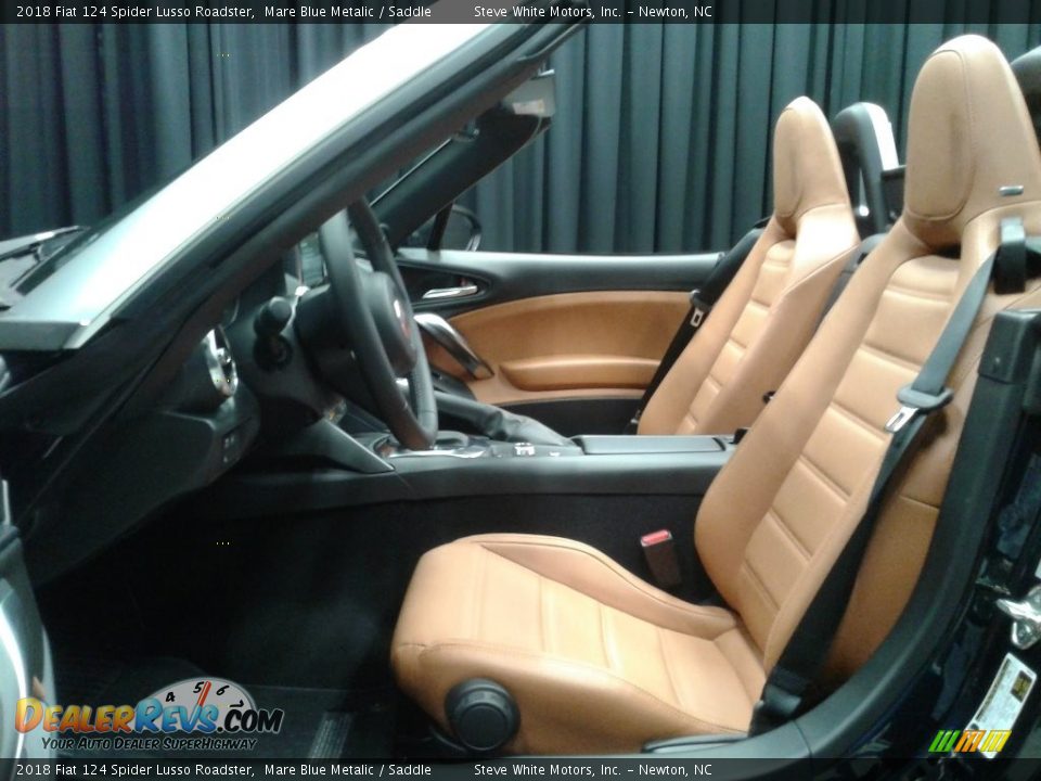 Front Seat of 2018 Fiat 124 Spider Lusso Roadster Photo #11