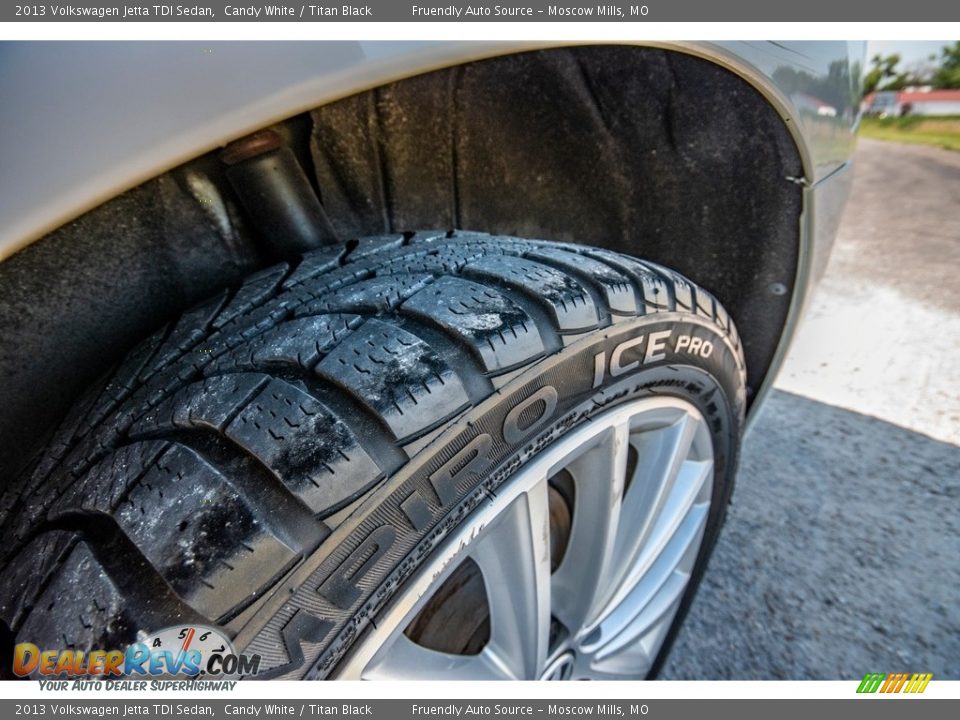 2013 Volkswagen Jetta TDI Sedan Candy White / Titan Black Photo #12