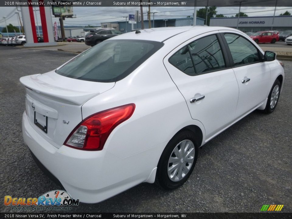 2018 Nissan Versa SV Fresh Powder White / Charcoal Photo #4