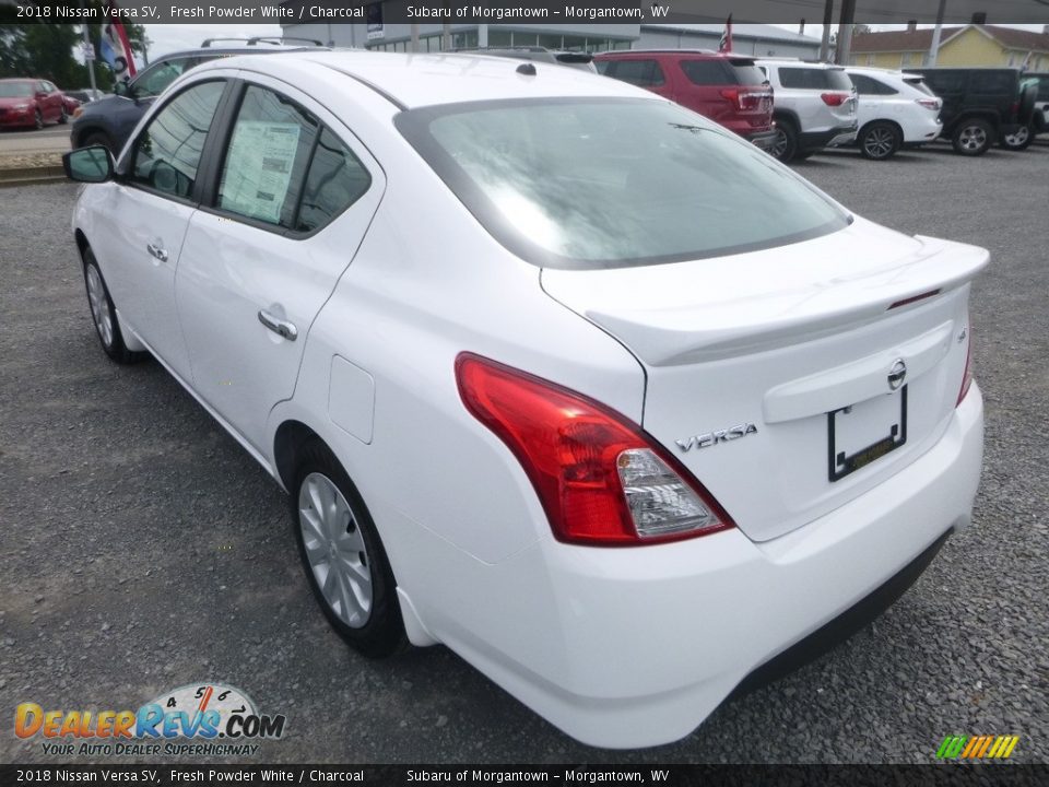 2018 Nissan Versa SV Fresh Powder White / Charcoal Photo #6