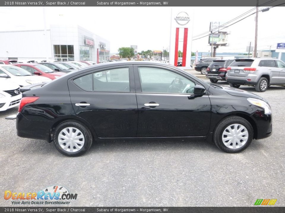 2018 Nissan Versa SV Super Black / Charcoal Photo #3