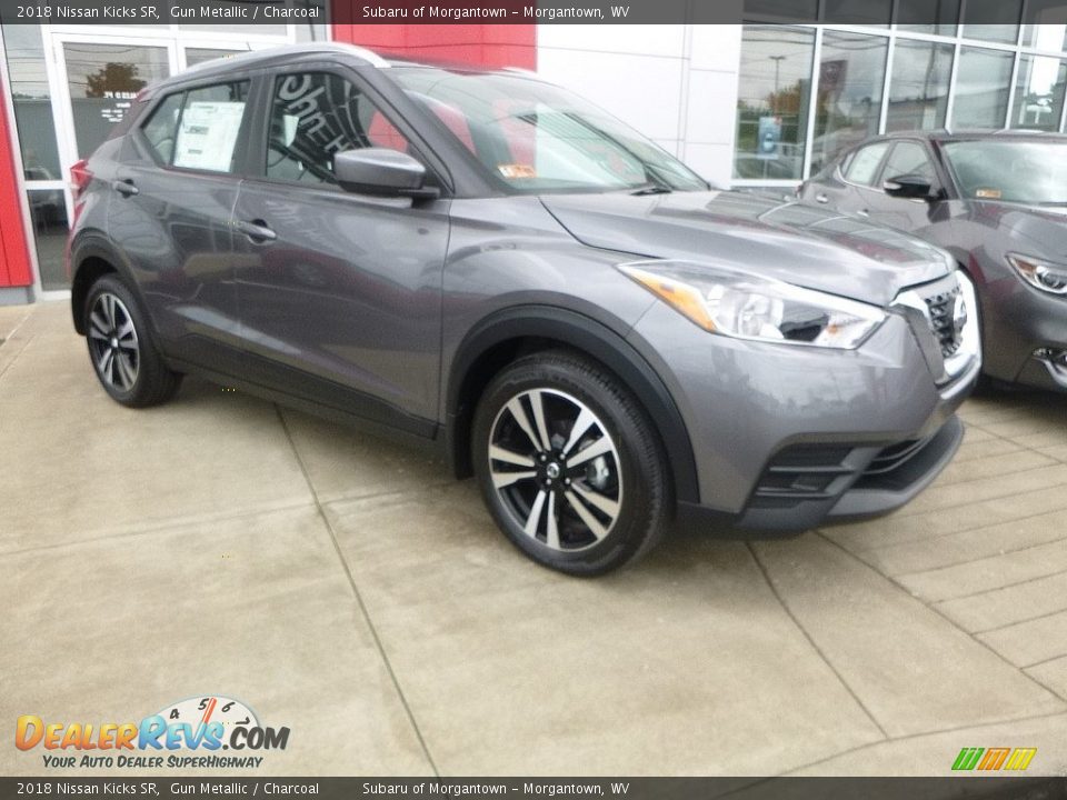 2018 Nissan Kicks SR Gun Metallic / Charcoal Photo #1