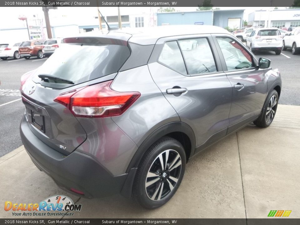 2018 Nissan Kicks SR Gun Metallic / Charcoal Photo #9