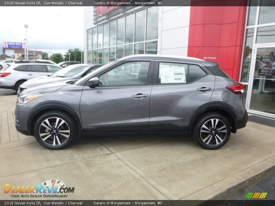 Gun Metallic 2018 Nissan Kicks SR Photo #12