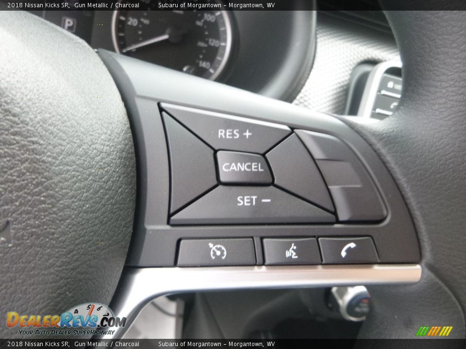 Controls of 2018 Nissan Kicks SR Photo #19