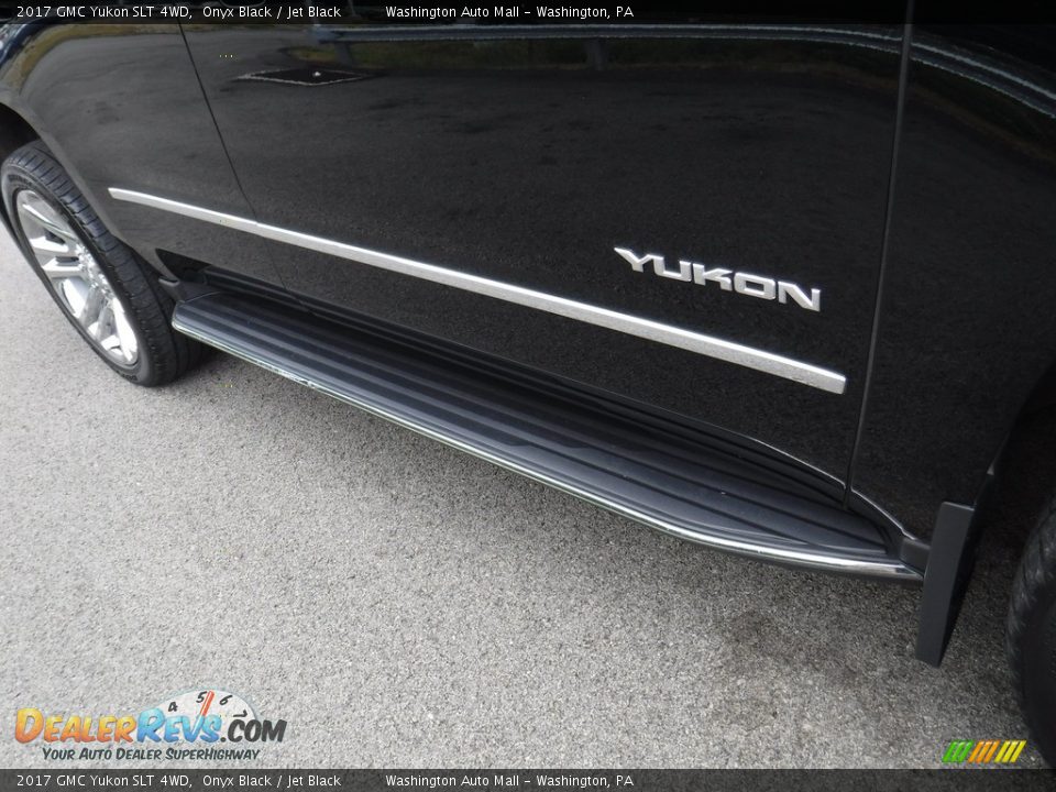 2017 GMC Yukon SLT 4WD Onyx Black / Jet Black Photo #4