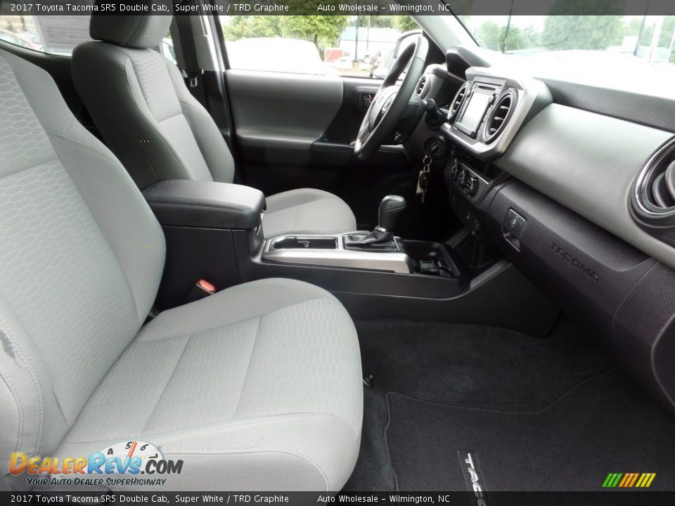 2017 Toyota Tacoma SR5 Double Cab Super White / TRD Graphite Photo #13