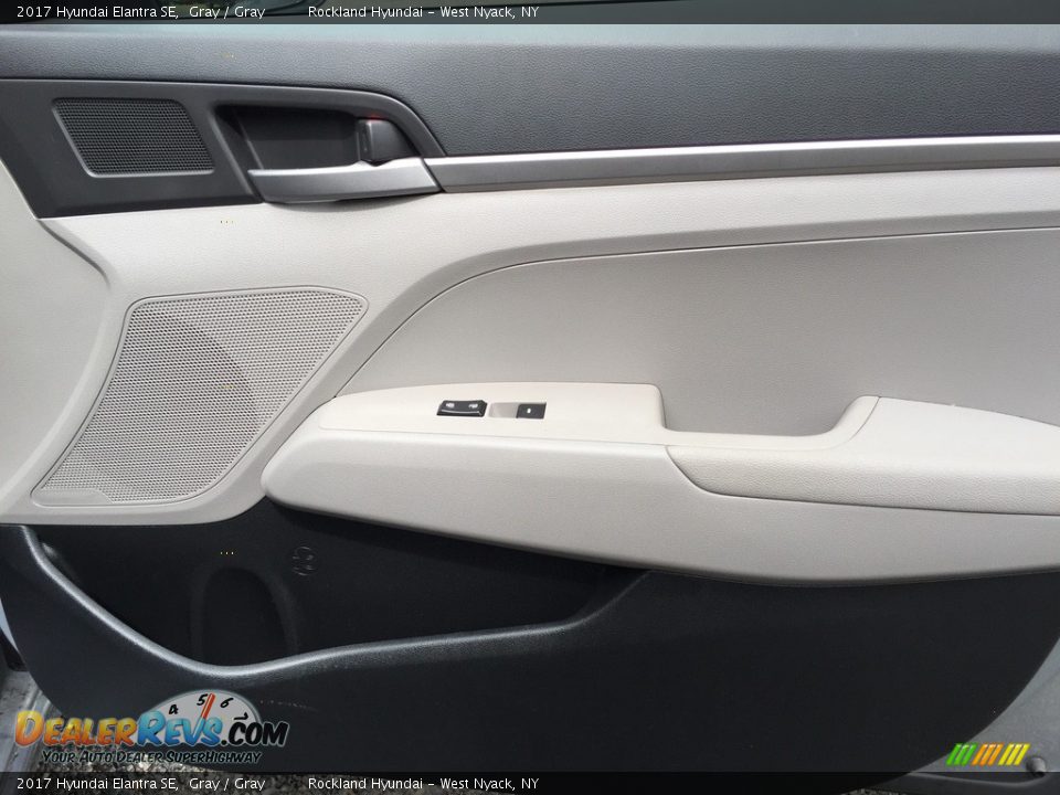 2017 Hyundai Elantra SE Gray / Gray Photo #23