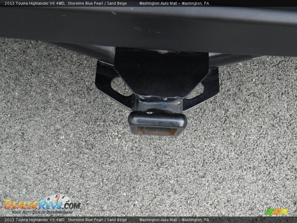 2013 Toyota Highlander V6 4WD Shoreline Blue Pearl / Sand Beige Photo #10