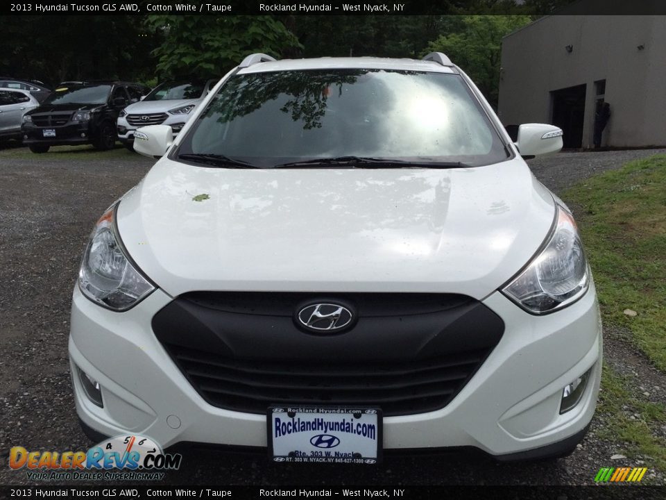2013 Hyundai Tucson GLS AWD Cotton White / Taupe Photo #2