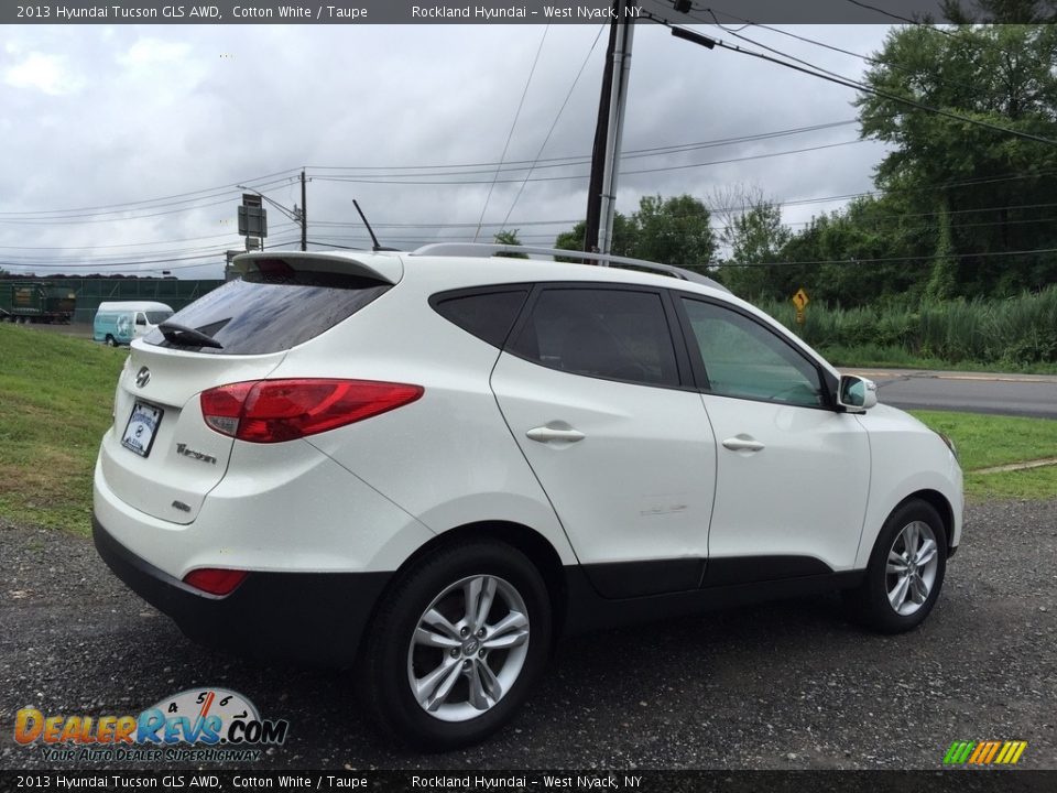 2013 Hyundai Tucson GLS AWD Cotton White / Taupe Photo #4