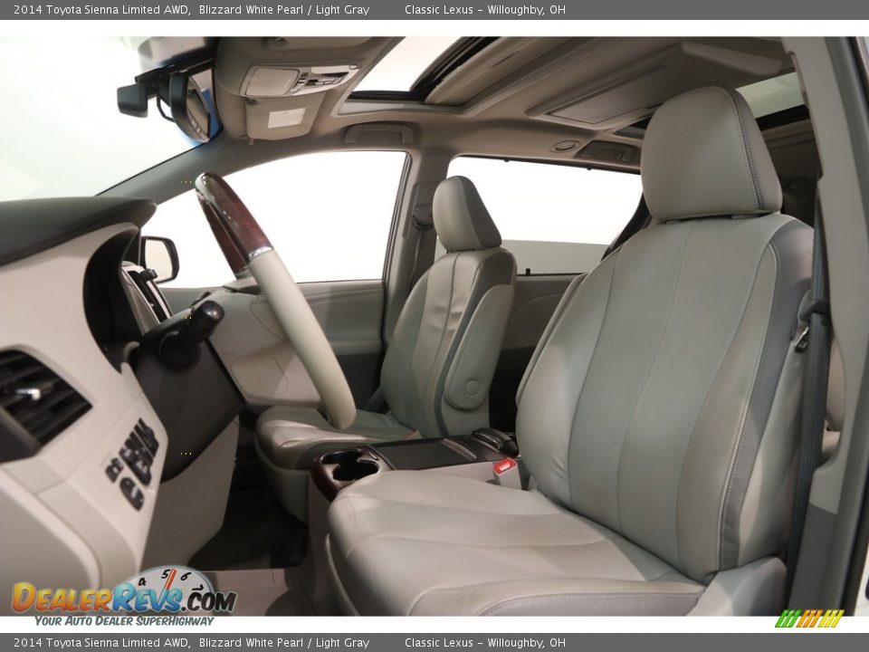 2014 Toyota Sienna Limited AWD Blizzard White Pearl / Light Gray Photo #7