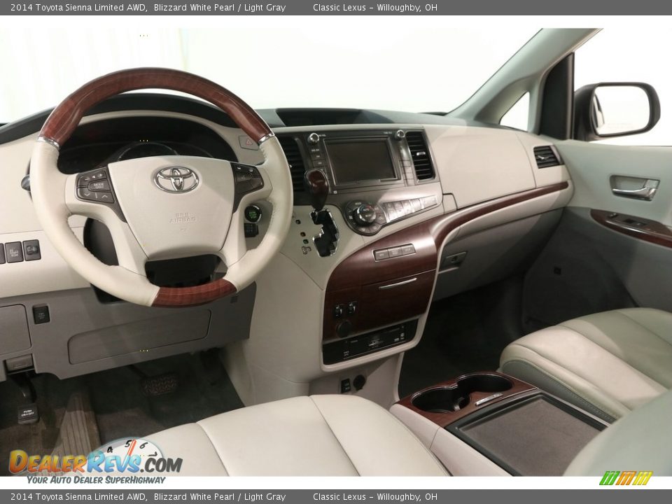 2014 Toyota Sienna Limited AWD Blizzard White Pearl / Light Gray Photo #8