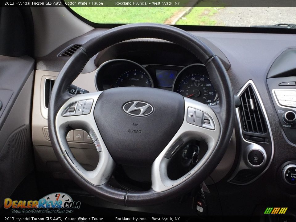 2013 Hyundai Tucson GLS AWD Cotton White / Taupe Photo #16