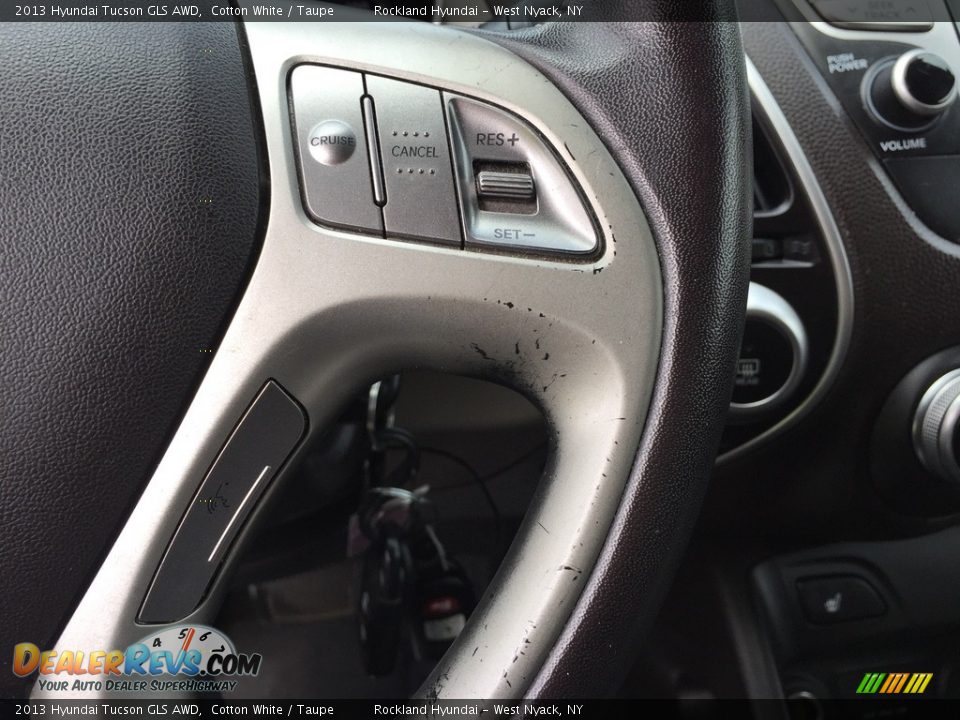 2013 Hyundai Tucson GLS AWD Cotton White / Taupe Photo #18