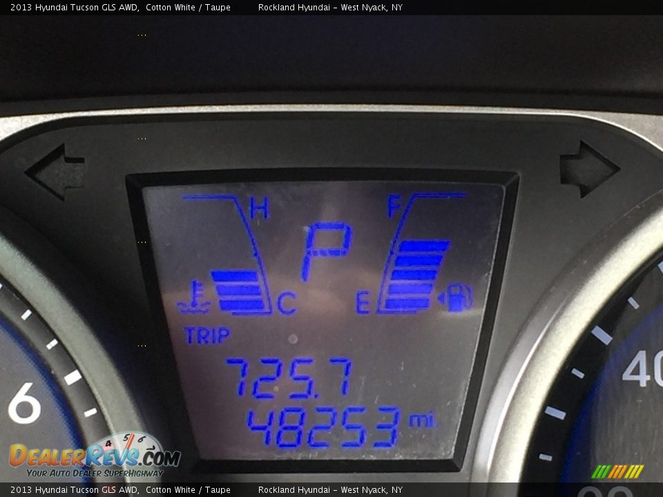 2013 Hyundai Tucson GLS AWD Cotton White / Taupe Photo #19