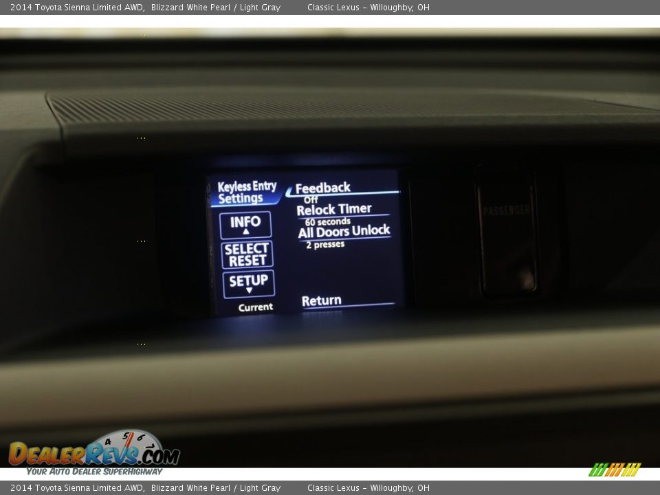 2014 Toyota Sienna Limited AWD Blizzard White Pearl / Light Gray Photo #15