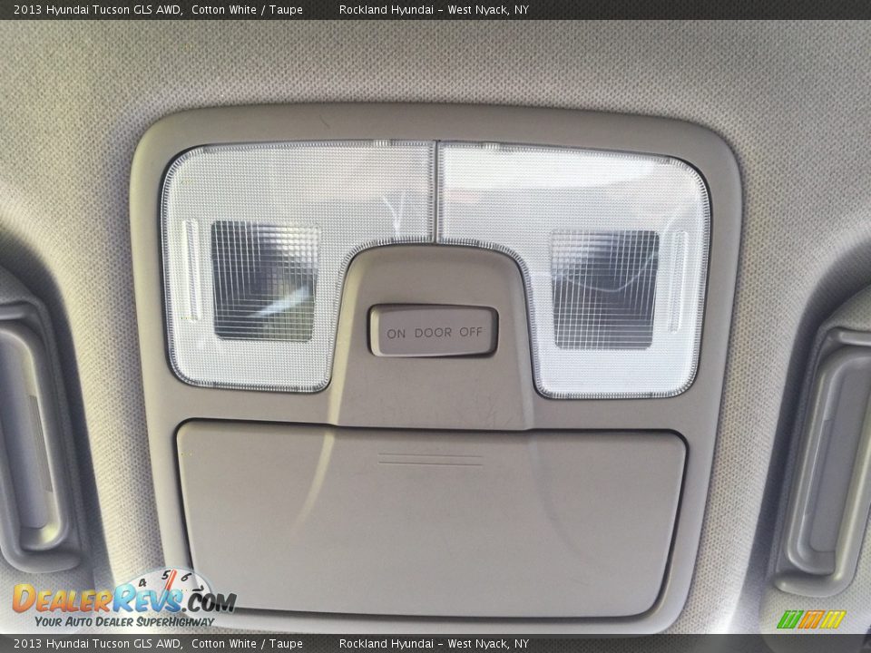 2013 Hyundai Tucson GLS AWD Cotton White / Taupe Photo #21