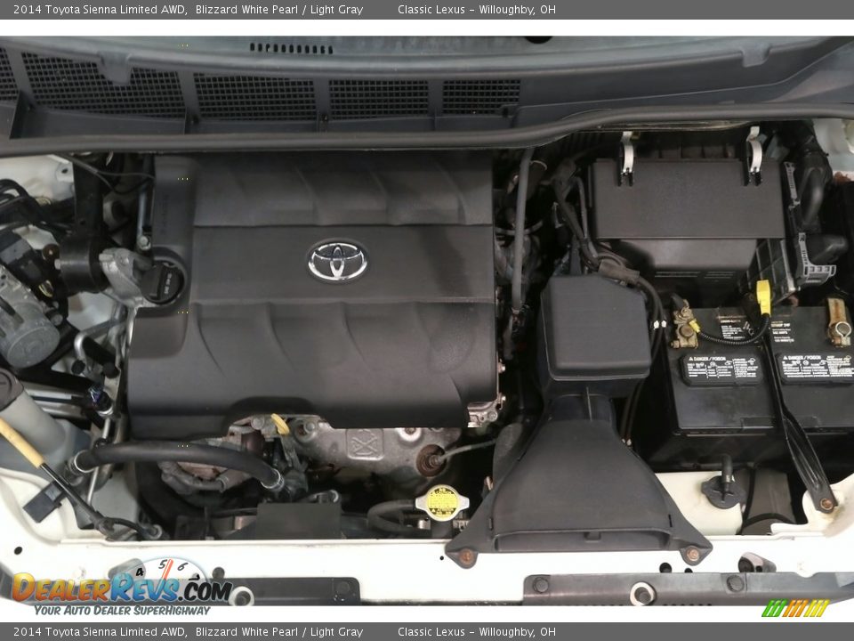 2014 Toyota Sienna Limited AWD Blizzard White Pearl / Light Gray Photo #36