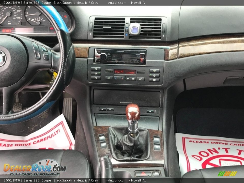 2001 BMW 3 Series 325i Coupe Black Sapphire Metallic / Grey Photo #13