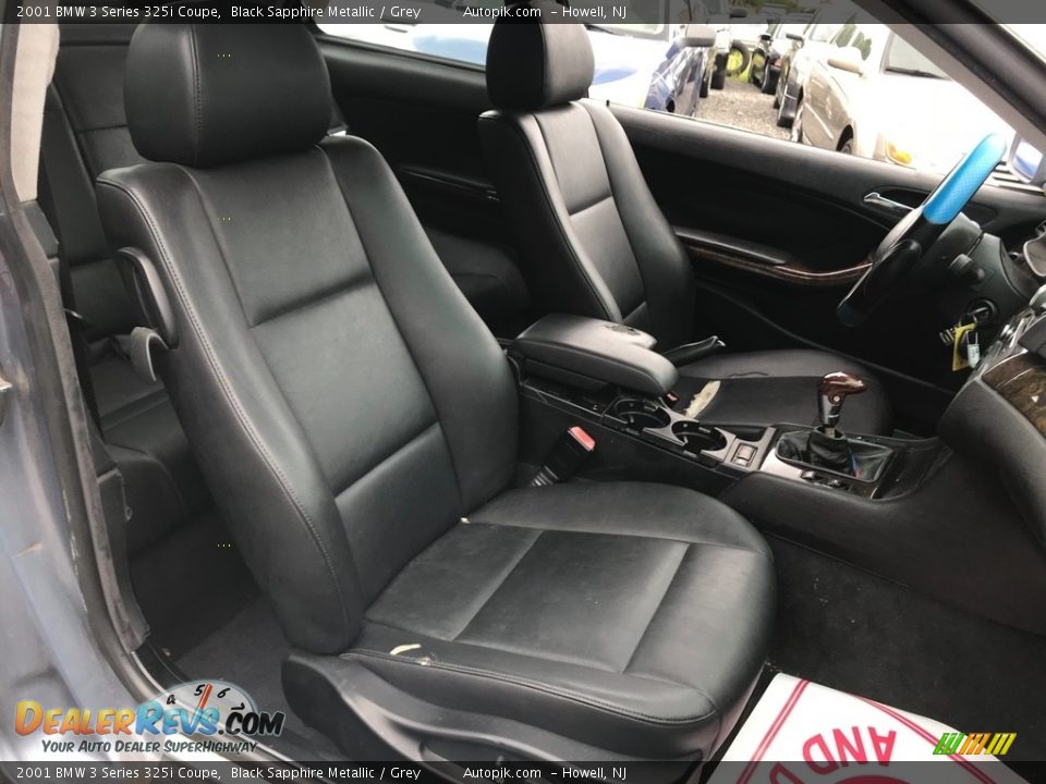 2001 BMW 3 Series 325i Coupe Black Sapphire Metallic / Grey Photo #16