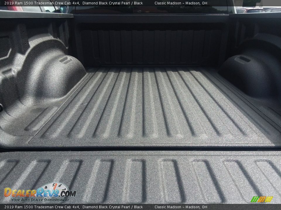 2019 Ram 1500 Tradesman Crew Cab 4x4 Diamond Black Crystal Pearl / Black Photo #12