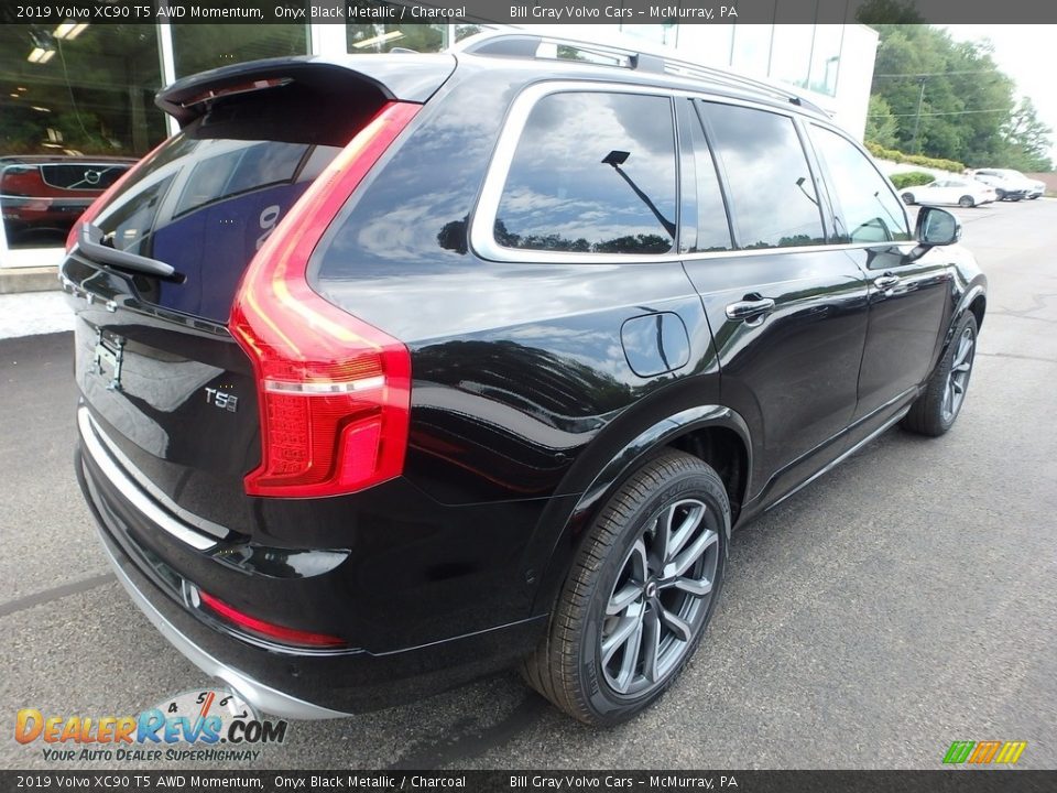 2019 Volvo XC90 T5 AWD Momentum Onyx Black Metallic / Charcoal Photo #2