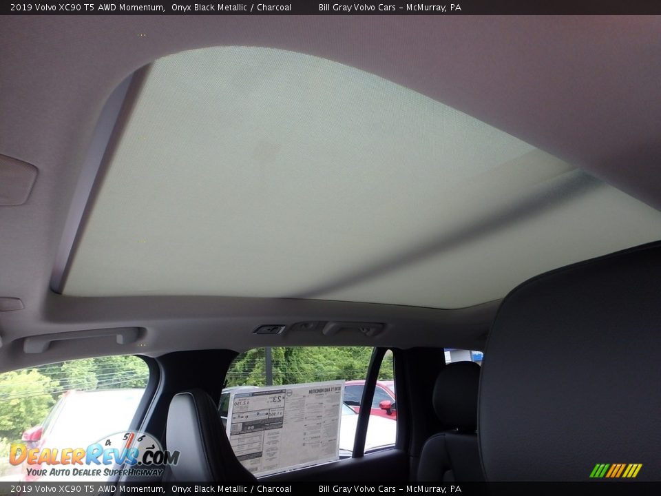 2019 Volvo XC90 T5 AWD Momentum Onyx Black Metallic / Charcoal Photo #13