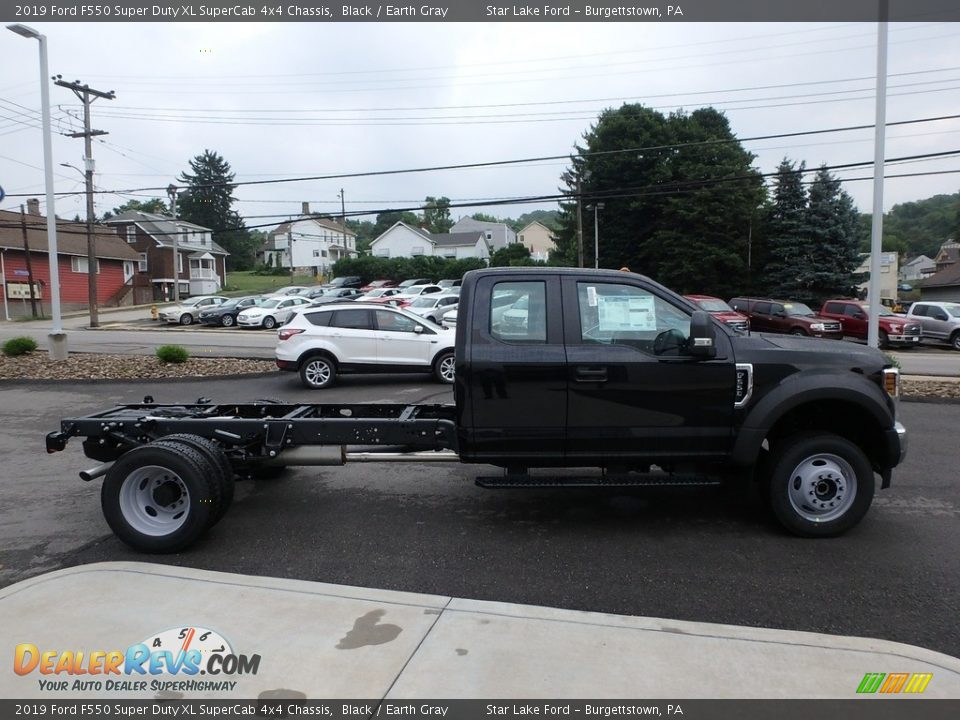 Black 2019 Ford F550 Super Duty XL SuperCab 4x4 Chassis Photo #4