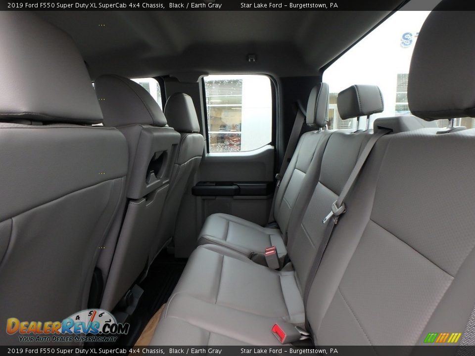 Rear Seat of 2019 Ford F550 Super Duty XL SuperCab 4x4 Chassis Photo #12