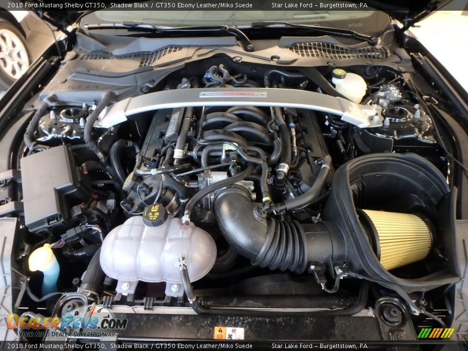 2018 Ford Mustang Shelby GT350 5.2 Liter DOHC 32-Valve Ti-VCT Flat Plane Crank V8 Engine Photo #3