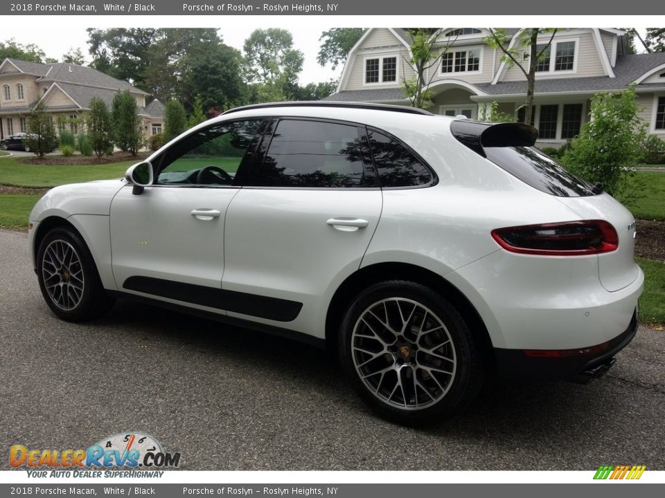 2018 Porsche Macan White / Black Photo #6