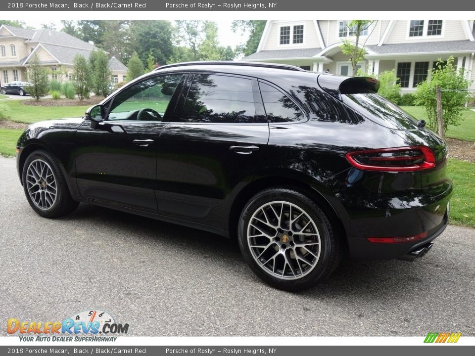 2018 Porsche Macan Black / Black/Garnet Red Photo #6