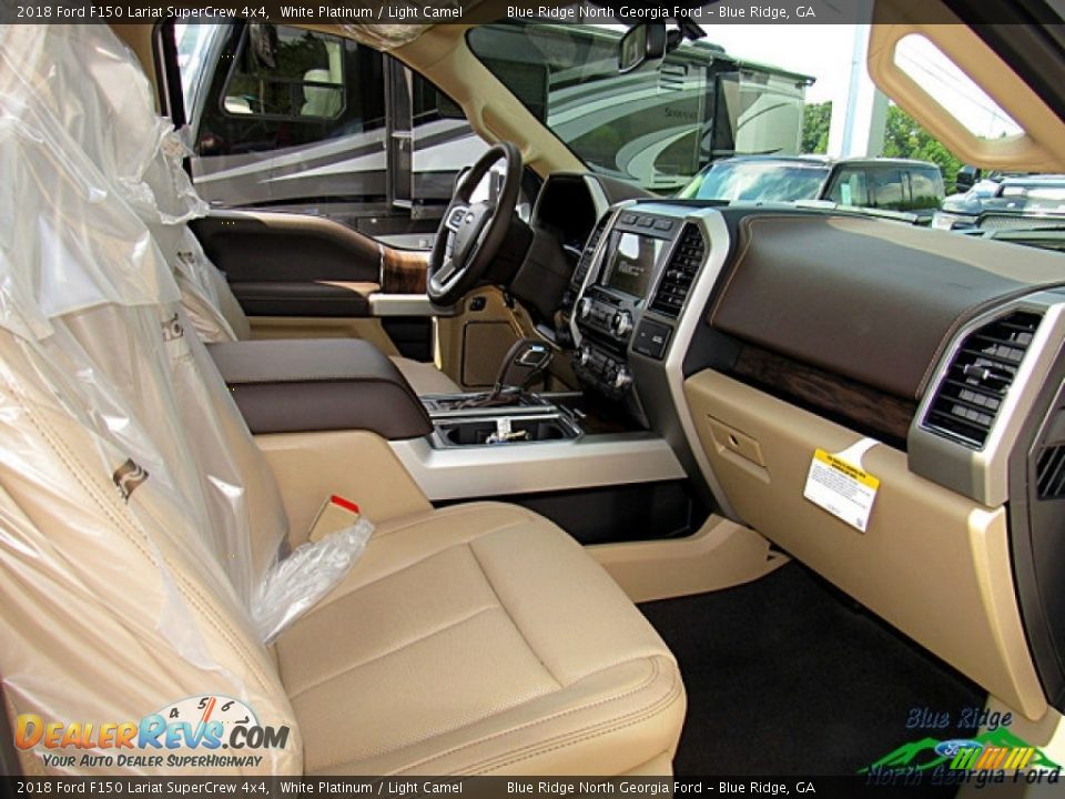 2018 Ford F150 Lariat SuperCrew 4x4 White Platinum / Light Camel Photo #32