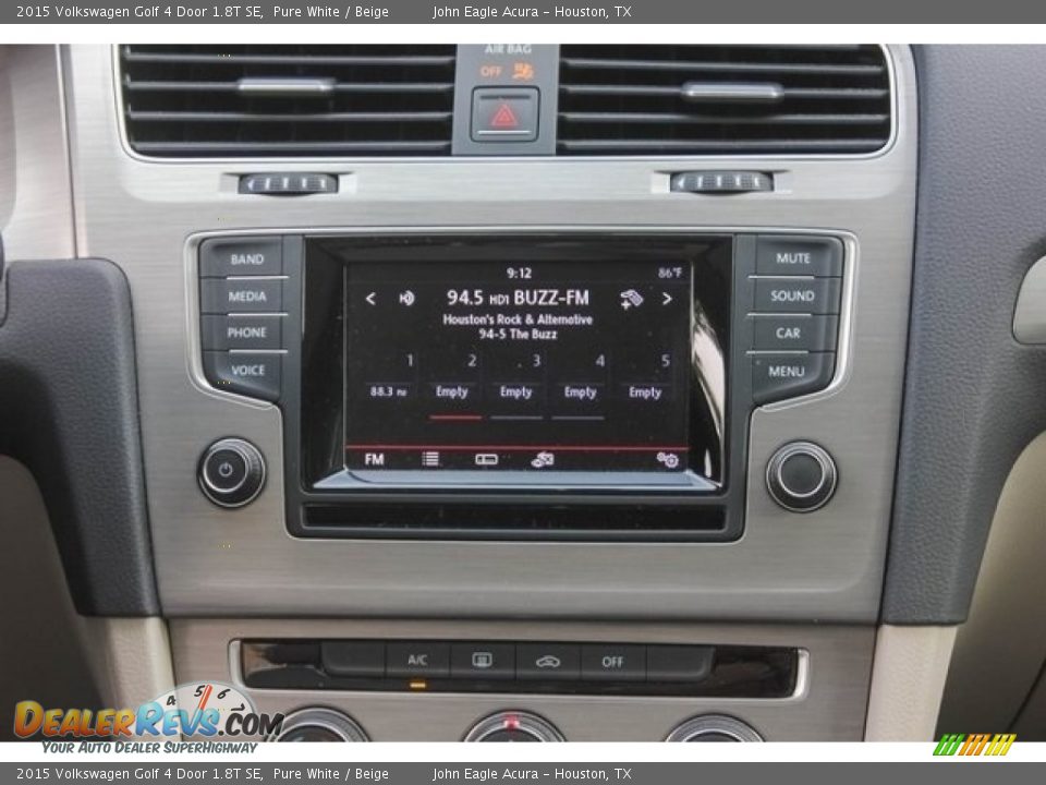 2015 Volkswagen Golf 4 Door 1.8T SE Pure White / Beige Photo #28