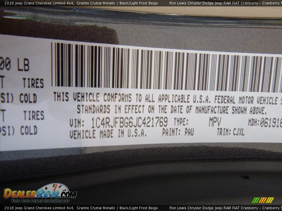 2018 Jeep Grand Cherokee Limited 4x4 Granite Crystal Metallic / Black/Light Frost Beige Photo #11