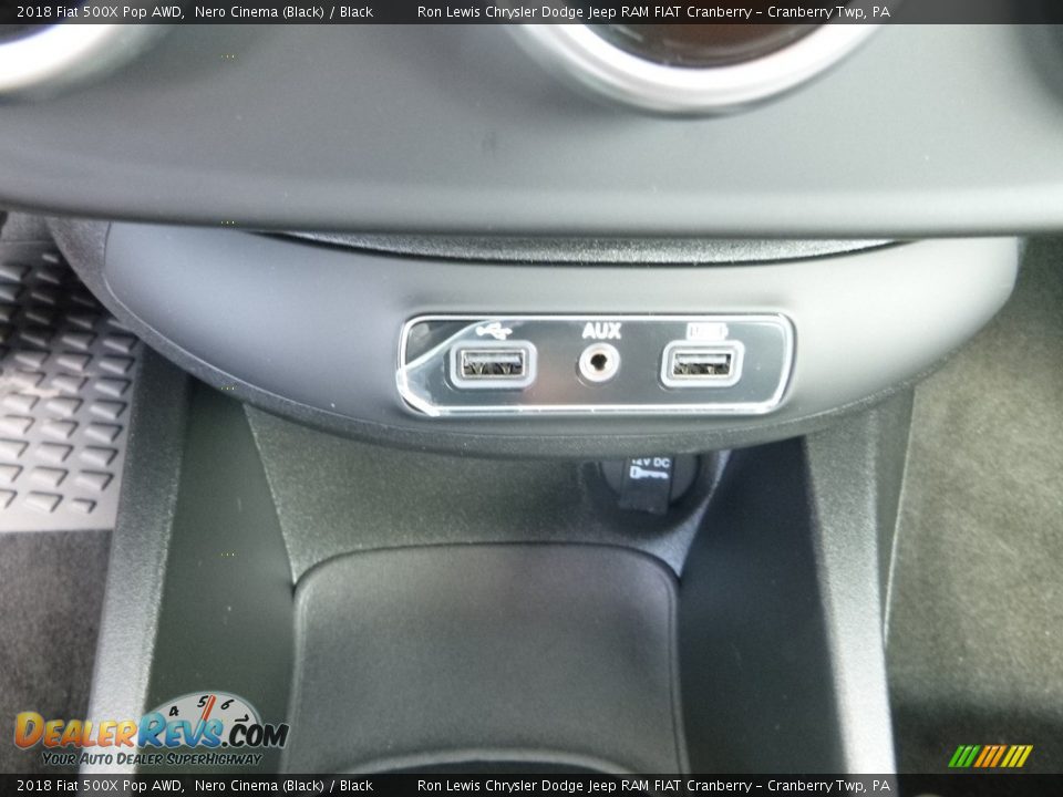 2018 Fiat 500X Pop AWD Nero Cinema (Black) / Black Photo #16